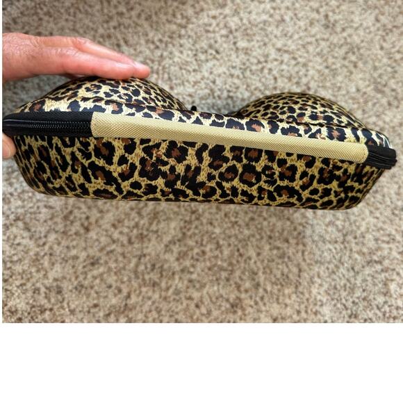 Jackie's Collection Hardshell Bra Bag/Purse; Cheetah Print; Cosmetic; NWOT - Picture 4 of 9